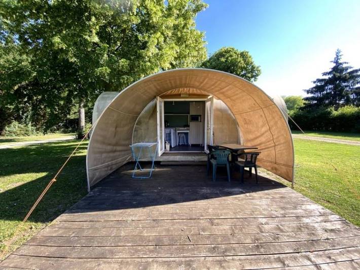 Tente pour 4 personnes dans Côte-d'Or