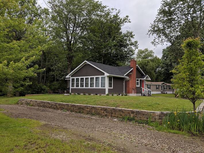 Vacation rental for 6 people, with yard and terrace, with pets in Chautauqua Lake