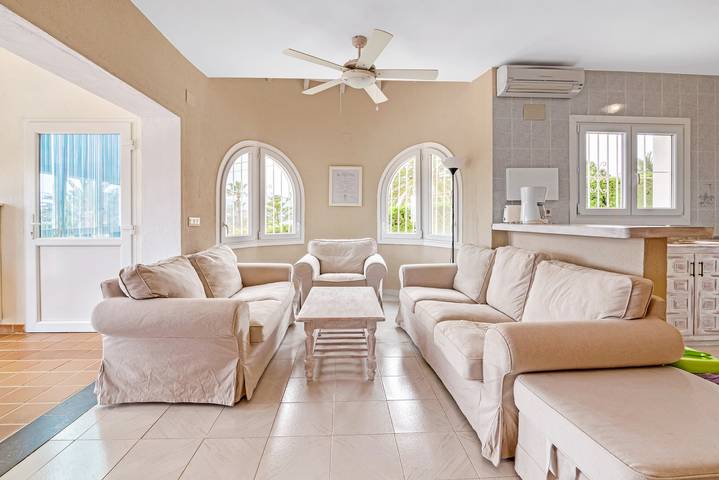 Finca für 12 Personen, mit Kinderpool und Garten in Alicante Provinz - 4