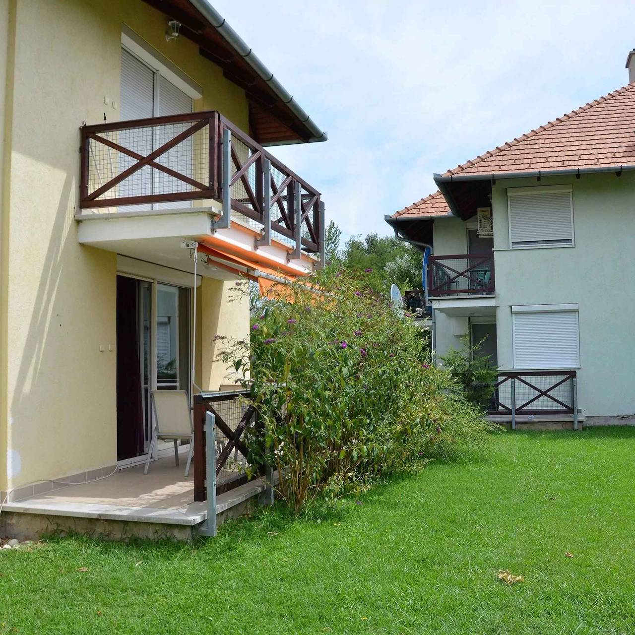 Ganzes Studio, Studio in Hullám Ferienanlage nur 150 m vom See  in Balatonőszöd, Plattensee Südufer
