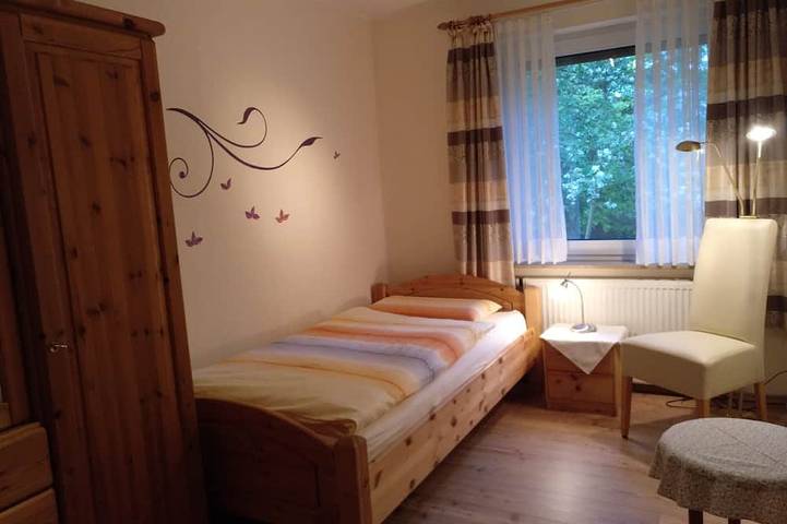 Ferienwohnung für 3 Personen, mit Garten und Terrasse in Apen - 3