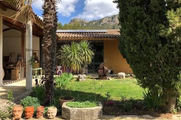 Gîte pour 4 personnes, avec jardin et terrasse à Vauvenargues