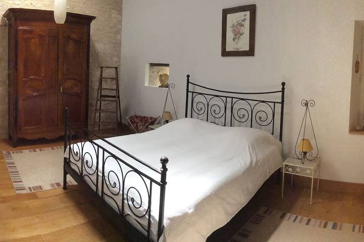 Location de vacances pour 8 personnes, avec terrasse et jardin à Cahuzac-sur-Vère - 4