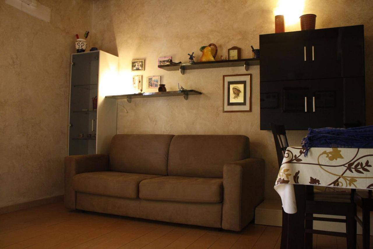 Casa-B&B Bouganville Attico 85 mq in Barletta, Barletta-Andria-Trani