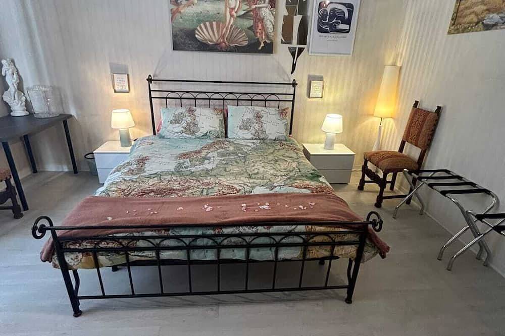 Entire apartment, Casa Nuara is your home away from home! in Novara, Novara Province