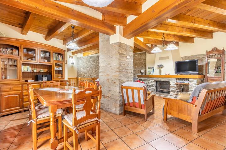 Casa rural para 10 personas, con Balcón en Provincia de Lleida - 3