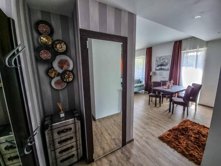 Gîte pour 4 personnes, avec piscine ainsi que vue et jardin dans Poiana Brasov - Brasov - 3