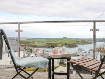 Log Cabin for 4 People in Salcombe, Devon, Photo 1