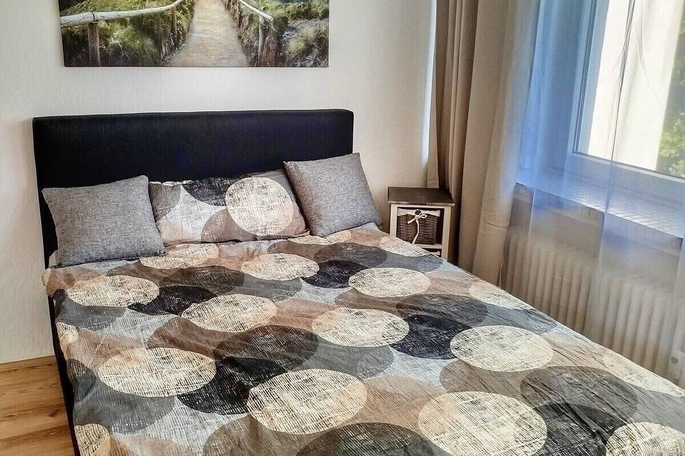 Ganze Wohnung, 2,5 Zimmer Wohnung mit Balkon in Wuppertal, Bergisches Land