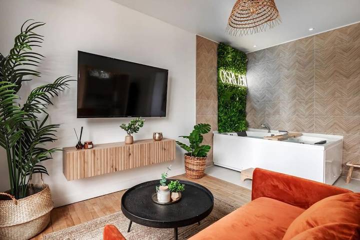 Apartamento de vacaciones para 3 personas, con jacuzzi además de sauna y terraza - 1