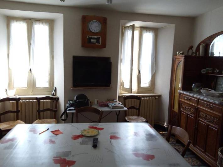 Gîte pour 2 personnes, avec vue ainsi que jardin et terrasse à Les Cammazes - 2