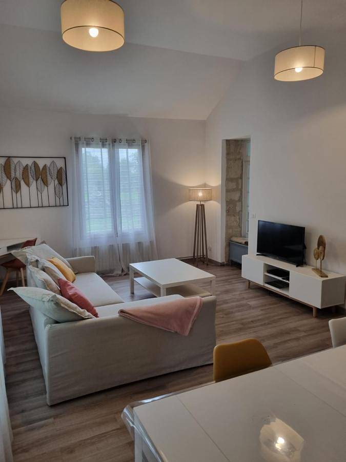 Location de vacances pour 4 personnes, avec jardin et vue à Orrouy - 2