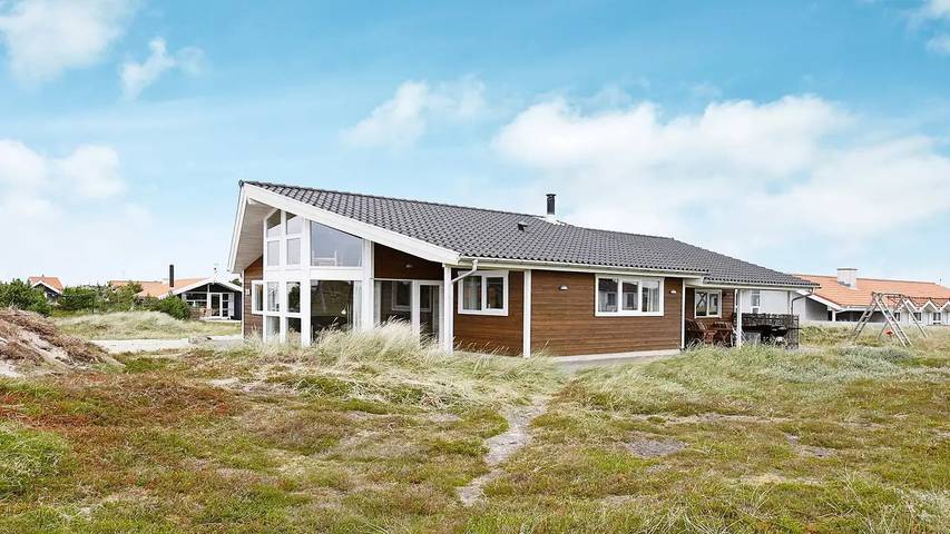 Ferienhaus für 11 Personen, mit Terrasse und Sauna sowie Whirlpool