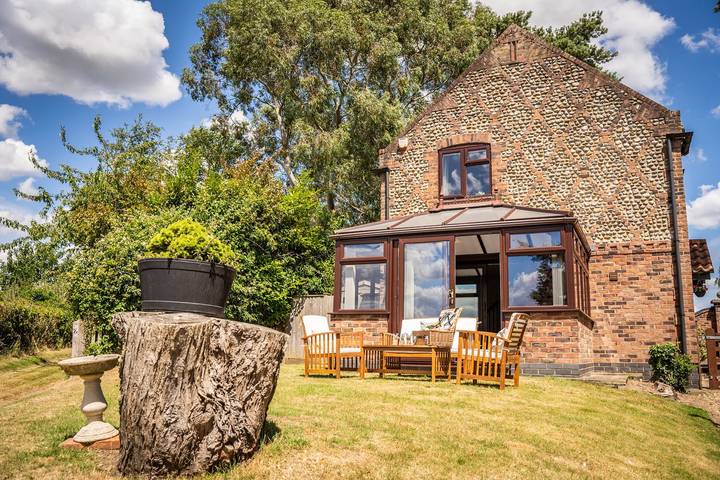 Holiday rental for 4 people, with Hot tub and Terrace as well as Garden in Potter Heigham