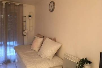Gîte pour 4 personnes, avec terrasse à Bussy-Saint-Georges