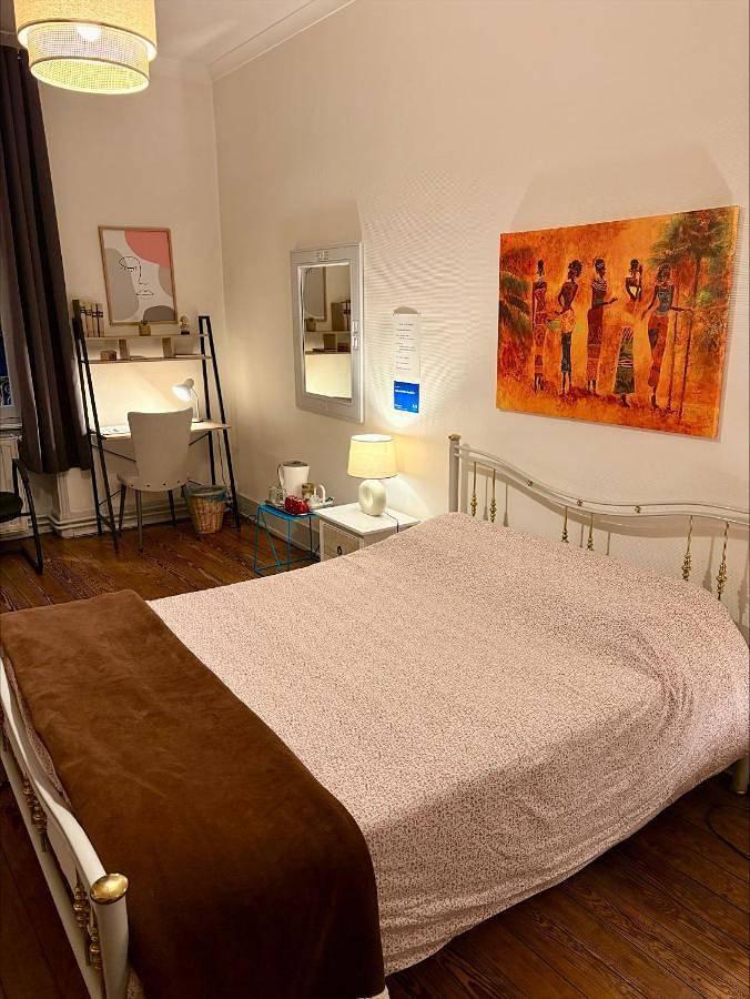 Appartement de vacances entier, Vaste chambre familiale in Bourg-en-Bresse, Région de Bourg-en-Bresse