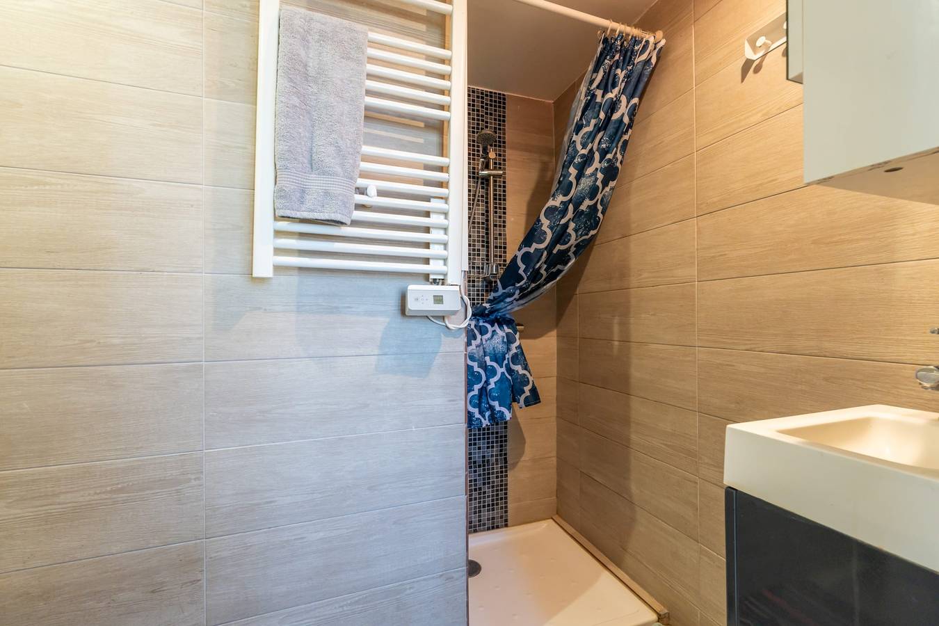 Entire apartment, L'Aurore - Wifi - Proche Paris in Créteil, Val-de-Marne