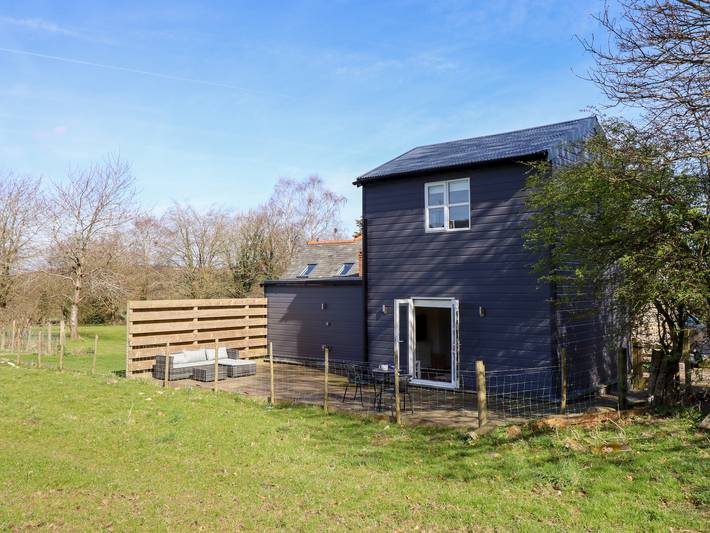 Cottage for 2 people, with garden, with pets in Wales