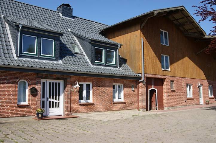 Bauernhof für 4 Personen, mit Balkon/Terrasse und Terrasse sowie Garten in Schwansen