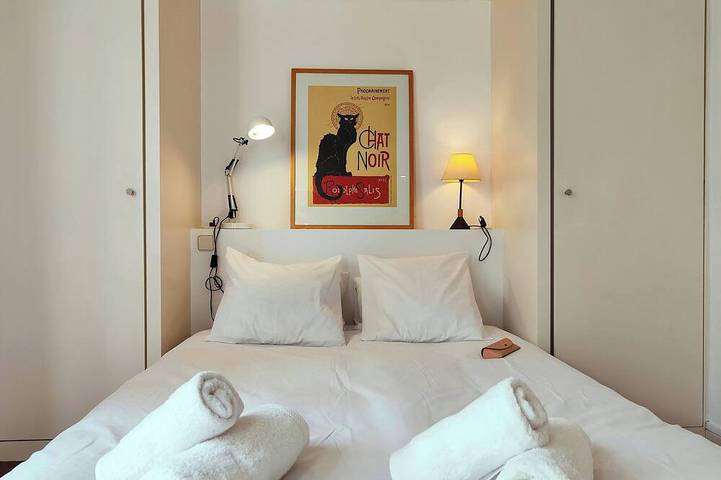 Entire apartment, Bright 1-Bed Apartment on La Rambla, Barcelona. Rj in Barcelona Centre, Barcelona