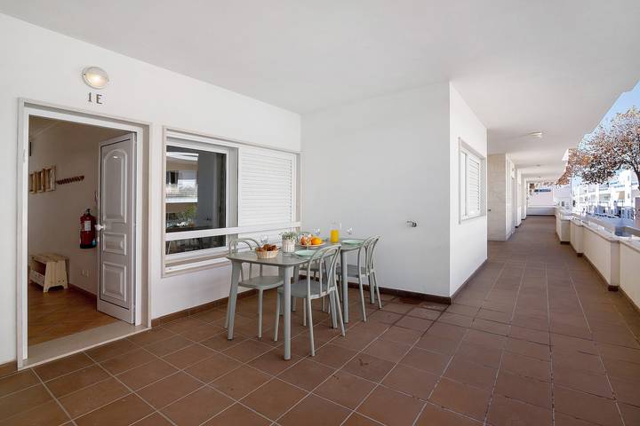 Apartamento entero, Apartamento '1E Apt Esteva' con piscina compartida, Wi-Fi y aire acondicionado in Santa Luzia (Tavira), Ria Formosa