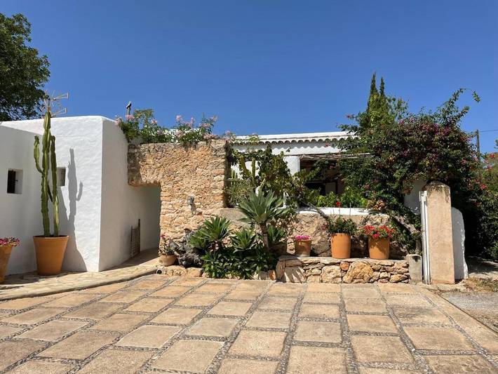 Ferienhaus für 8 Personen, mit Terrasse und Garten