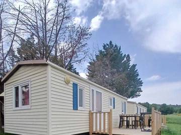 Mobil home pour 4 personnes, avec bassin pour enfant à Villeveyrac