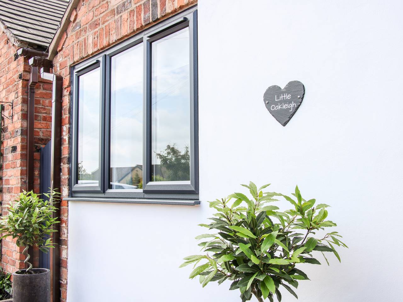 Little Oakleigh in Powys