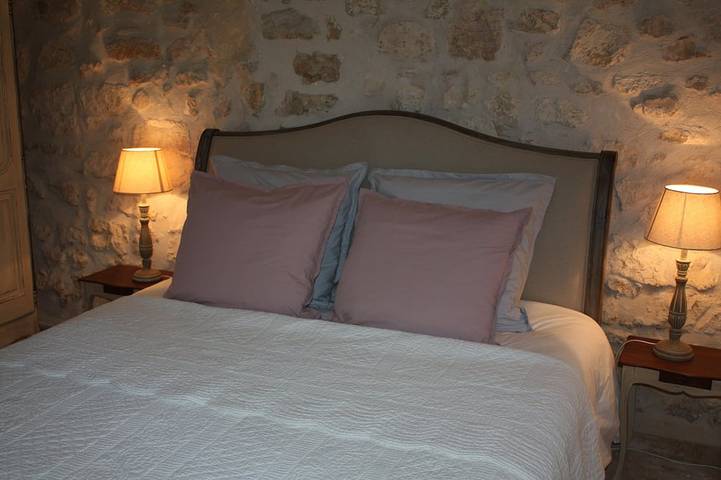 Gîte pour 2 personnes, avec terrasse et jardin à Pernes-les-Fontaines - 3