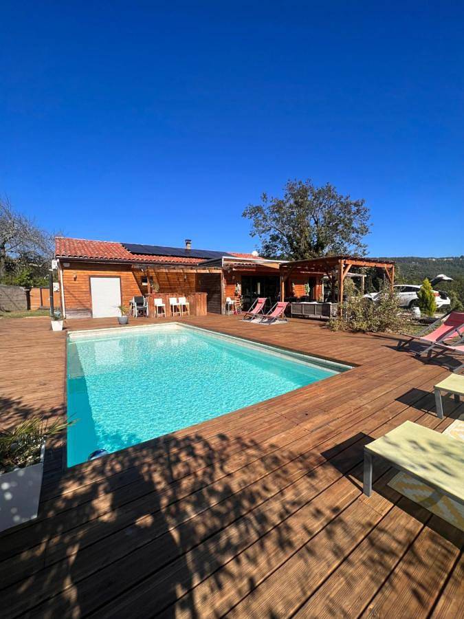 Gîte pour 12 personnes, avec piscine ainsi que vue et jardin, animaux acceptés à Lavelanet - 2