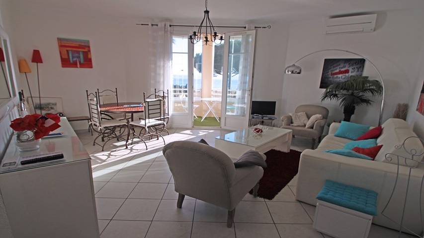 Gîte pour 4 personnes, avec terrasse dans Casino De Sainte Maxime - 3