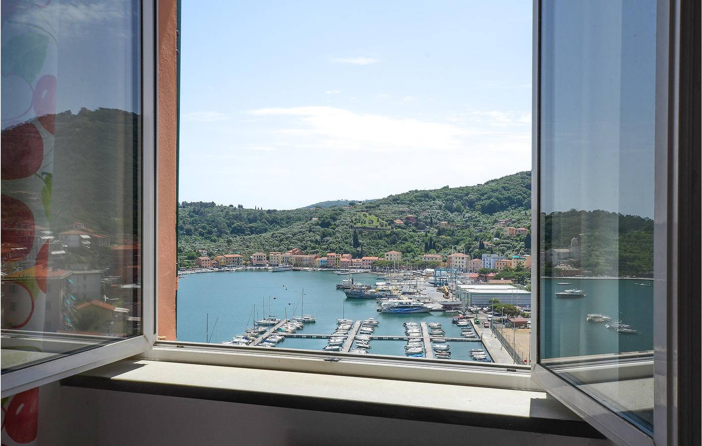 Ganze Ferienwohnung, Apartment mit Meerblick, 100m zum Strand in Le Grazie, Porto Venere Gemeinde