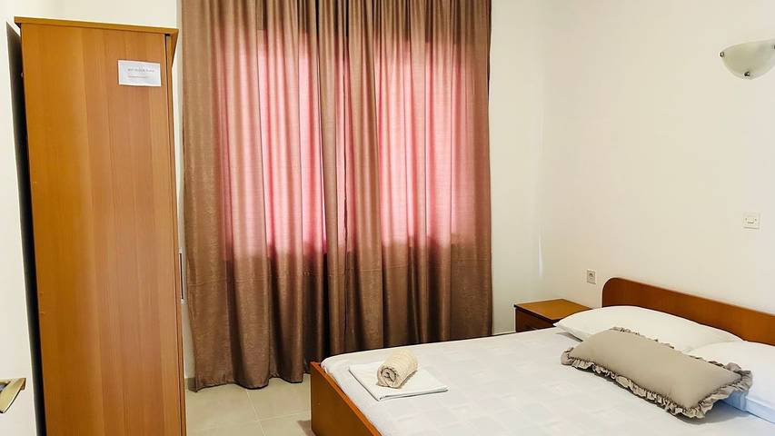 Studio dla 2 osób, z taras, zwierzęta dozwolone w Podaca