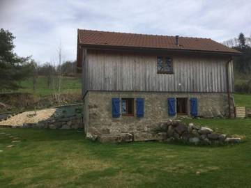 Gîte pour 4 personnes, avec terrasse à Le Thillot