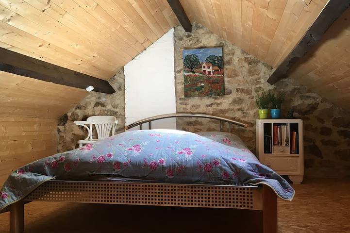 Location de vacances pour 4 personnes, avec jardin et terrasse à Augne - 2