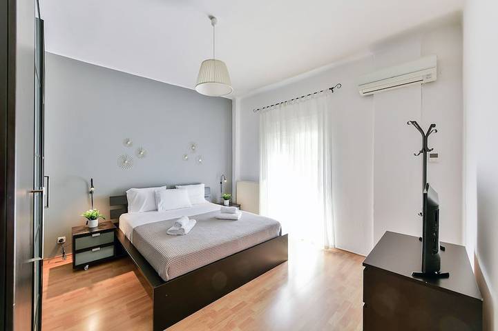 Entire apartment, Porto Sea View Apartments - Mitropoleos in Ladadika, Thessaloniki region