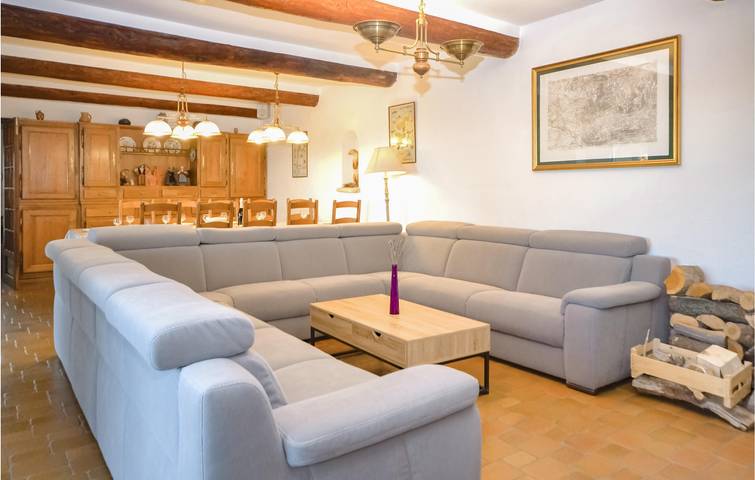 Aubignan Apartamento con Piscina y Parking in Aubignan, Parque natural regional del Mont Ventoux