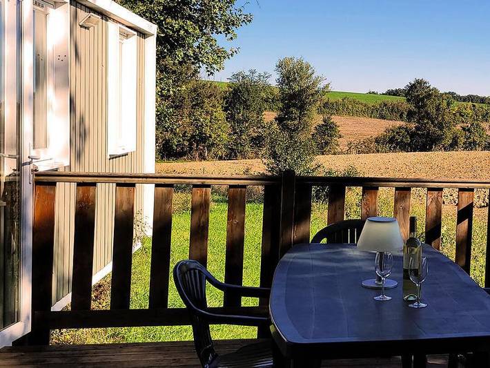 Camping Le Domaine Aramis - Mobilhome 4 personnes - Premium 3 Pièces in Marsan (homonymie), Gers