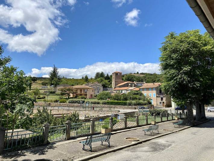 Gîte pour 4 personnes, avec terrasse et jacuzzi, animaux acceptés - 1