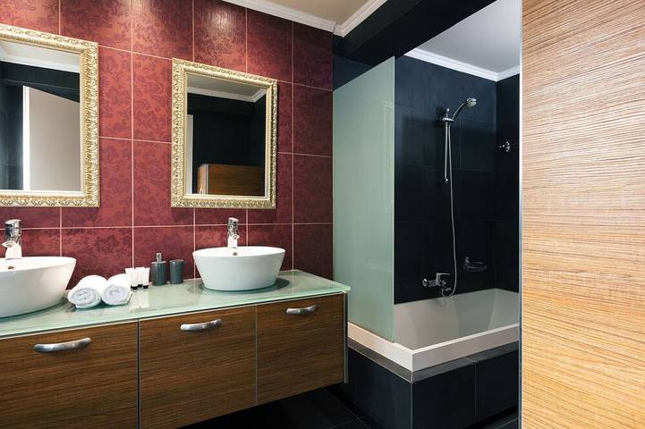 Heated pool, kids pool, gorge and sea views! in Rethymno en omgeving