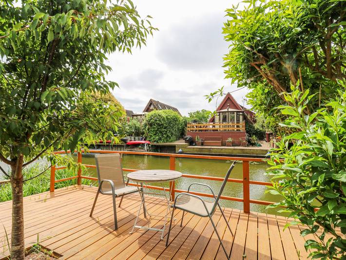 Lodge pour 4 personnes avec jardin in Isleham, Cambridgeshire