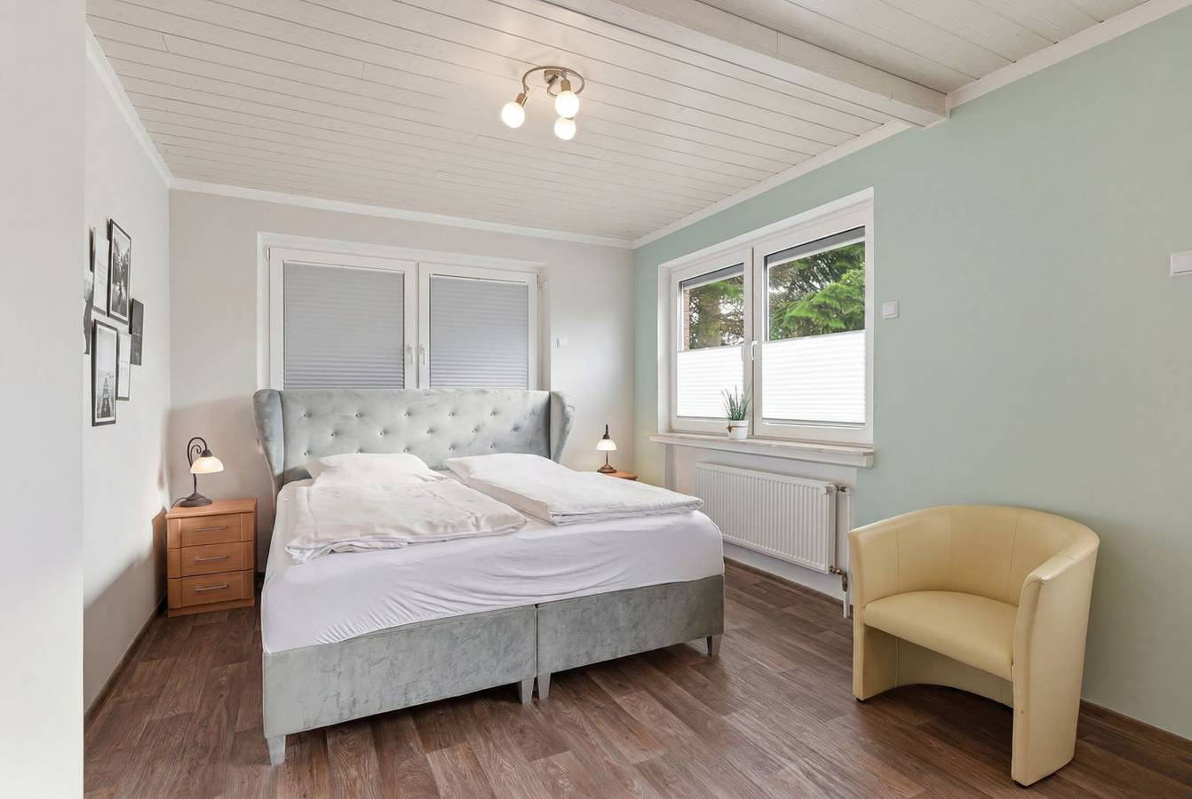 Ganze Wohnung, Strandnahes Hochparterre mit Garten in Norddeich in Strand Norddeich, Norddeich