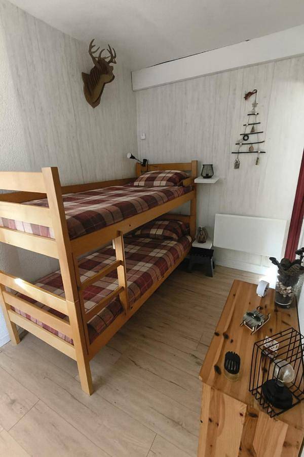Gîte pour 4 personnes, avec vue à Puyvalador - 2