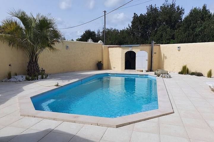 Villa pour 8 personnes, avec jardin - 1