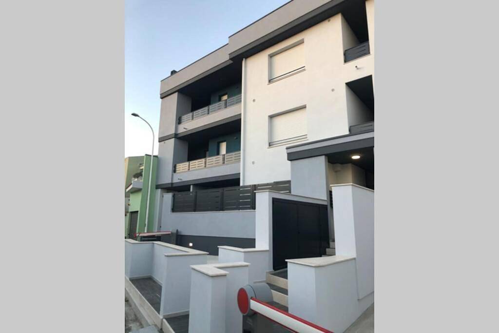 Appartamento intero, One-Bedroom Apartment in Decimomannu, Campidano