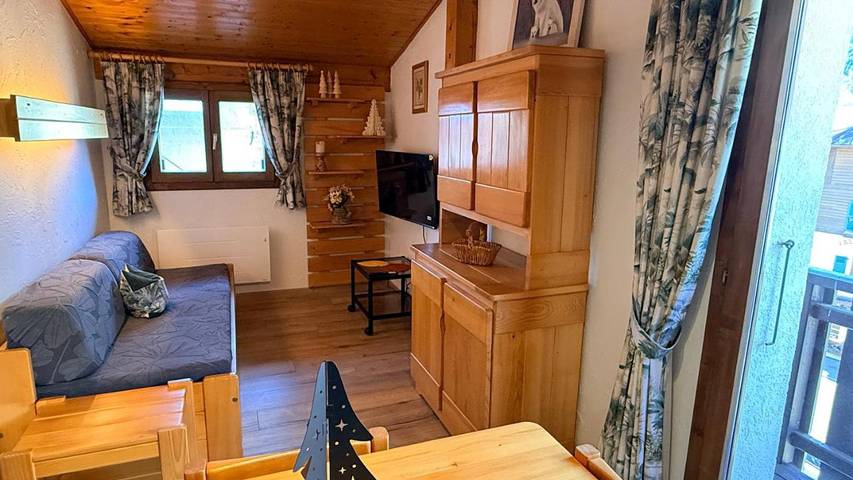 Gîte pour 4 personnes, avec vue et balcon dans Office De Tourisme Des Contamines Montjoie