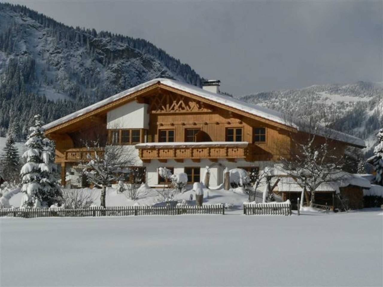 Ganze Ferienwohnung, Landhaus Tröber - Bergeslust in Grän, Allgäuer Alpen (Österreich)