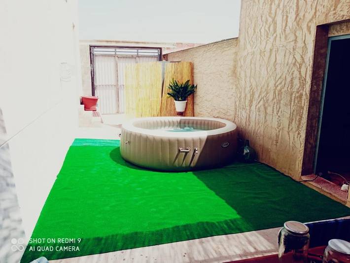 Casa rural para 8 personas, con jacuzzi además de piscina y balcón en Yecla  - 2