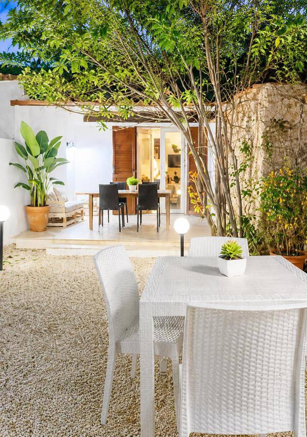 Ferienhaus für 4 Personen, mit Balkon und Terrasse sowie Garten und Ausblick