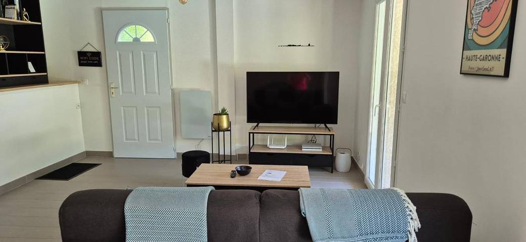 Gîte pour 4 personnes, avec jardin ainsi que vue et piscine à Deyme - 4